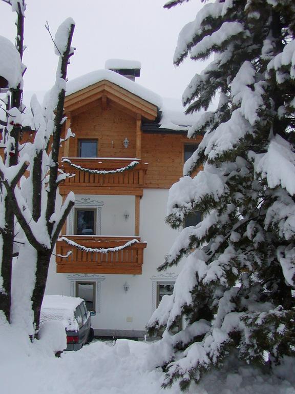 Pension Mirandola Colfosco Exterior foto